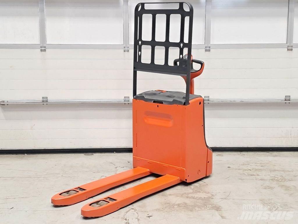 Linde T18 Alacsony emelőkocsi