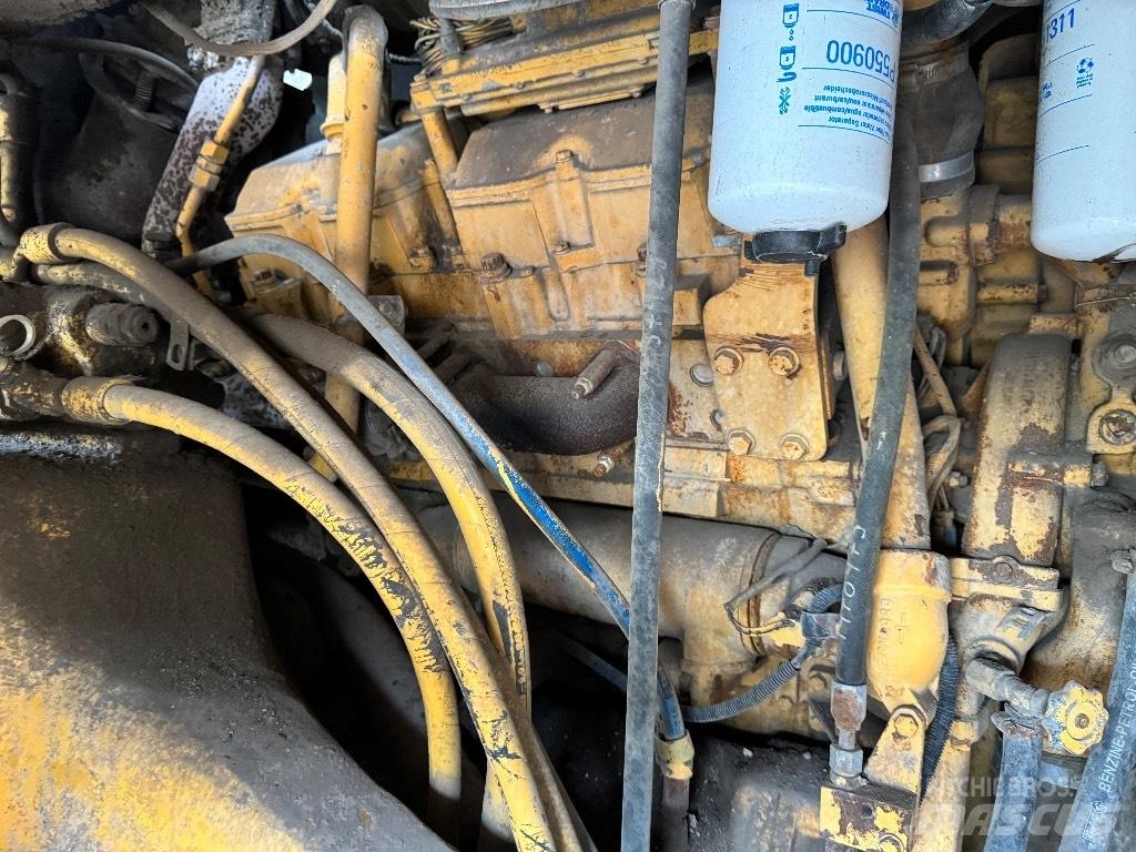 CAT 771 D Nehézdömper
