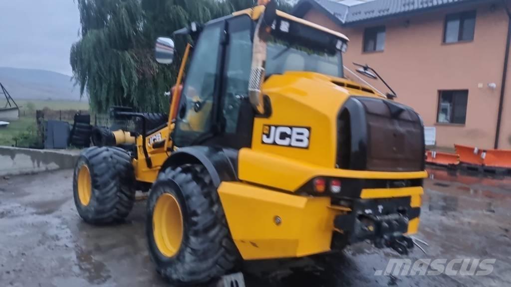 JCB TM 320S Teleszkópos mezőgazdasági rakodók