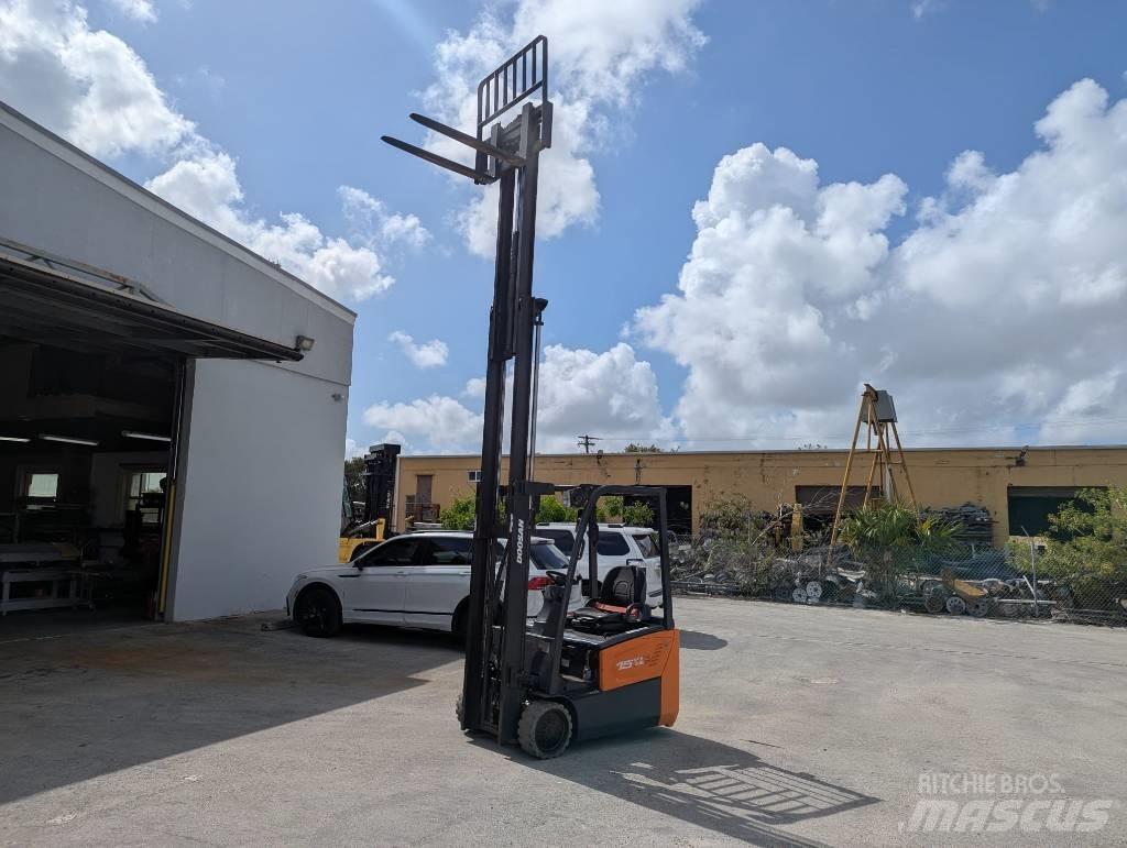 Doosan B 15 T-7 Elektromos targoncák