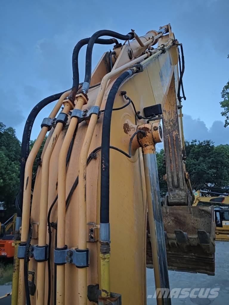 Hyundai R220LC=9S Lánctalpas kotrók