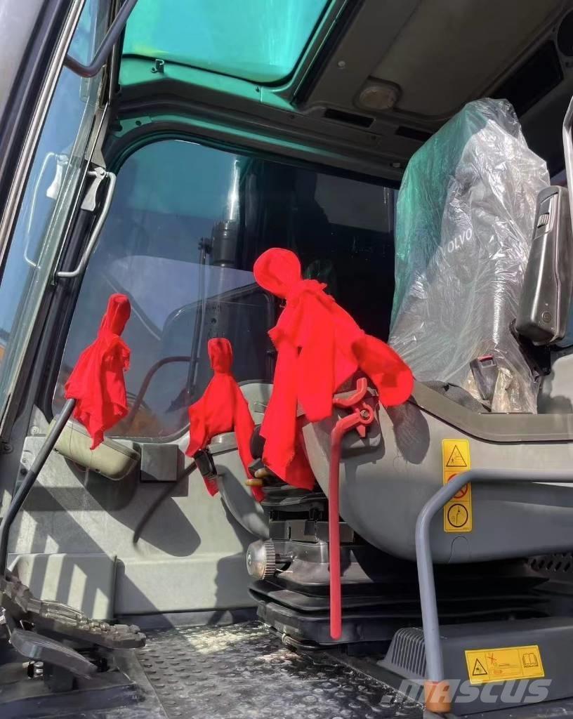 Volvo EC 240 Lánctalpas kotrók