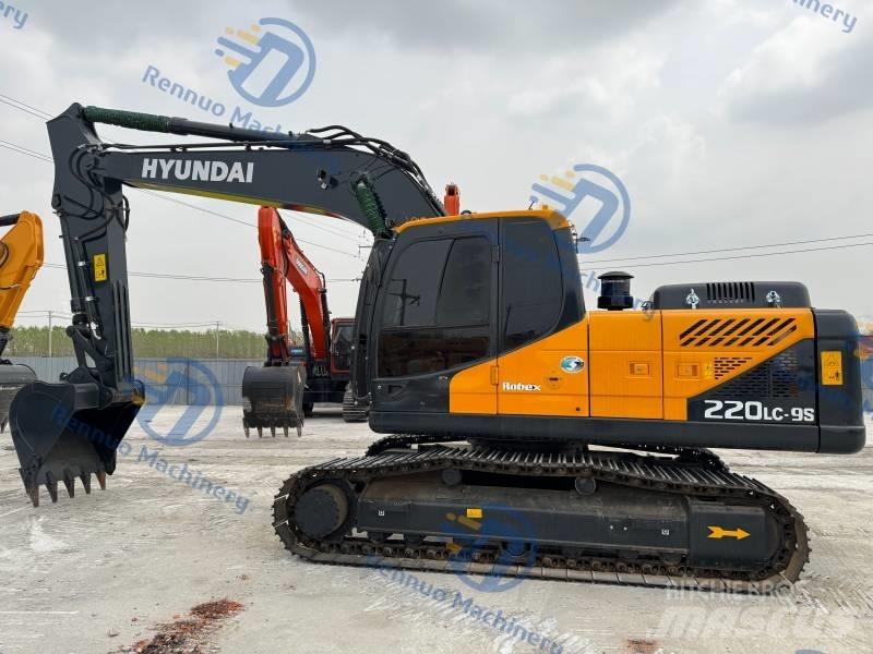 Hyundai R220LC-9S Lánctalpas kotrók