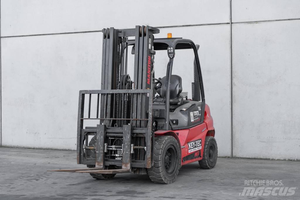 Manitou MI 30 D Dízel targoncák