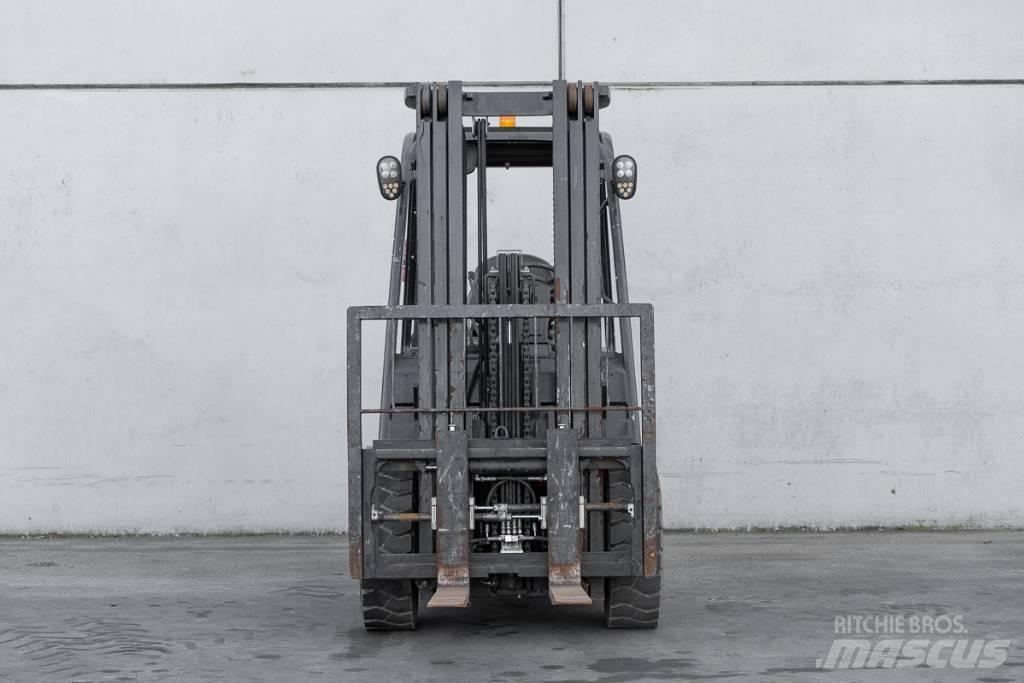 Manitou MI 30 D Dízel targoncák