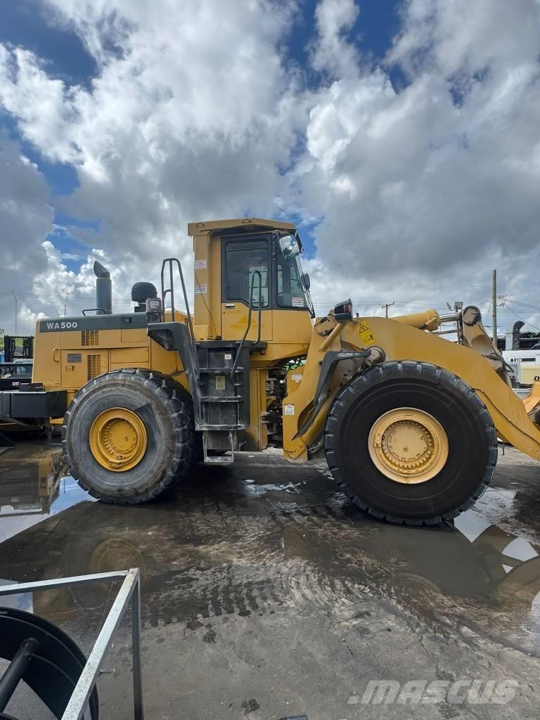 Komatsu WA 320-8 Gumikerekes homlokrakodók