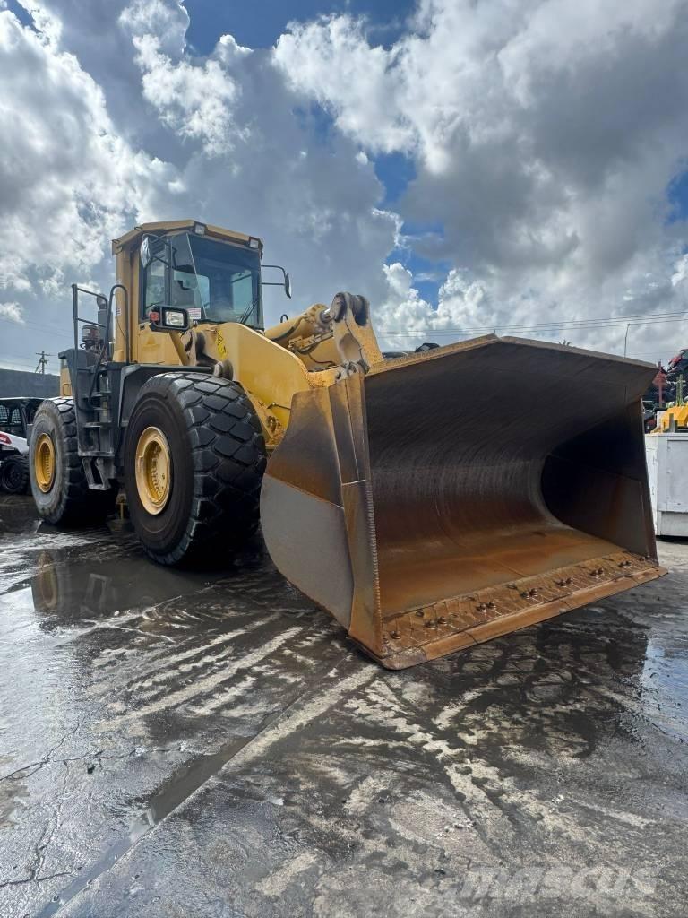 Komatsu WA 320-8 Gumikerekes homlokrakodók