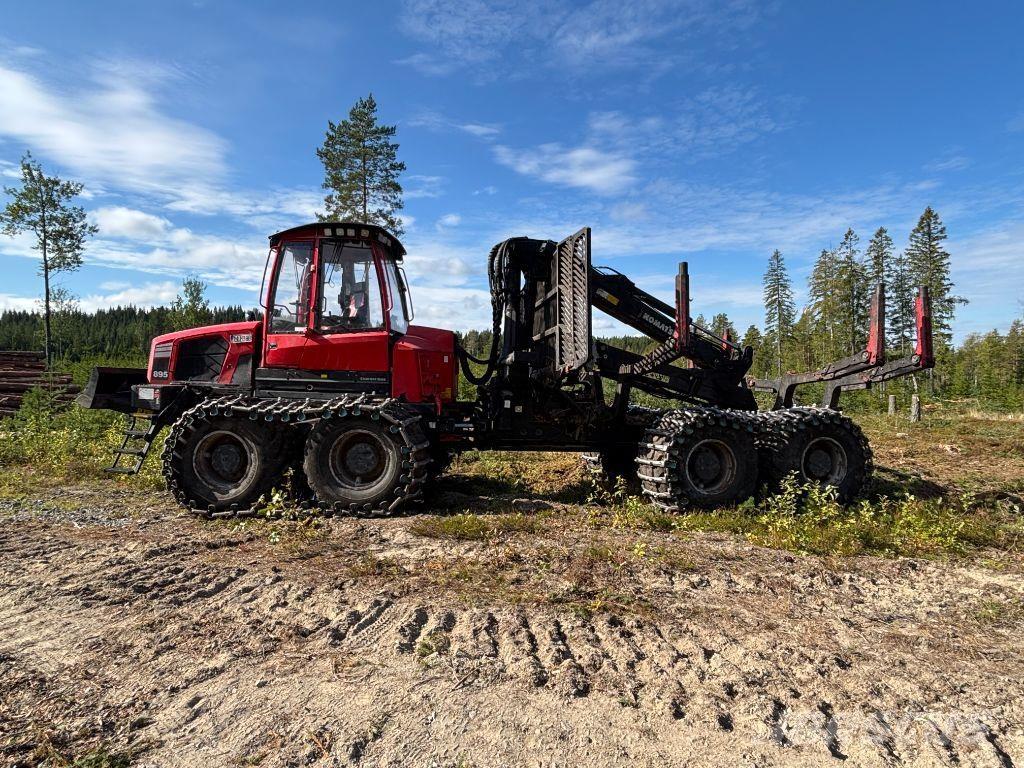 Komatsu 895 Kihordók