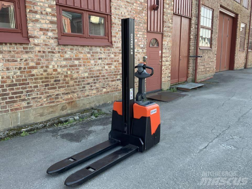 BT HWE 100 Gyalogkíséretű targonca