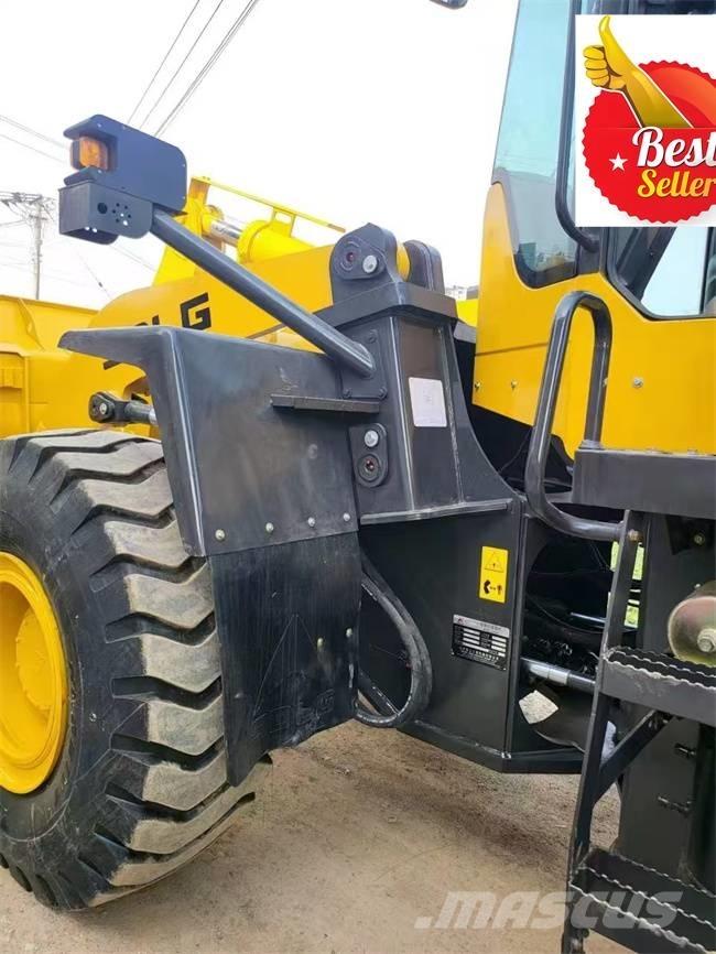 SDLG LG 956 L Gumikerekes homlokrakodók