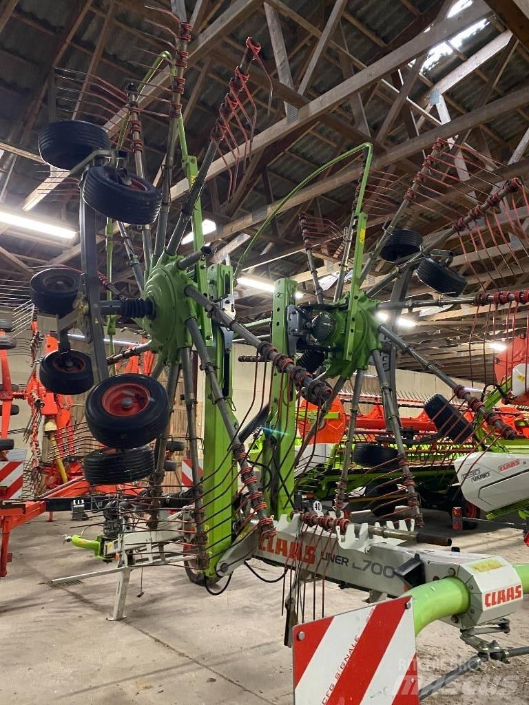 CLAAS Liner 2700 Rendforgatók
