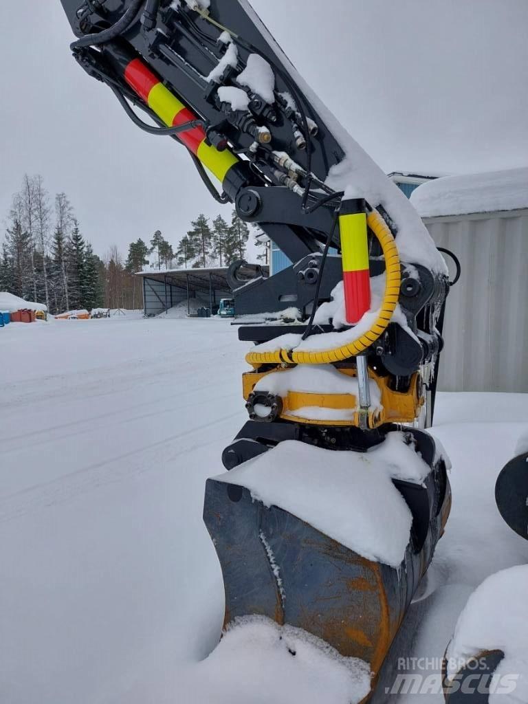 Volvo EW 200 Gumikerekes kotrók