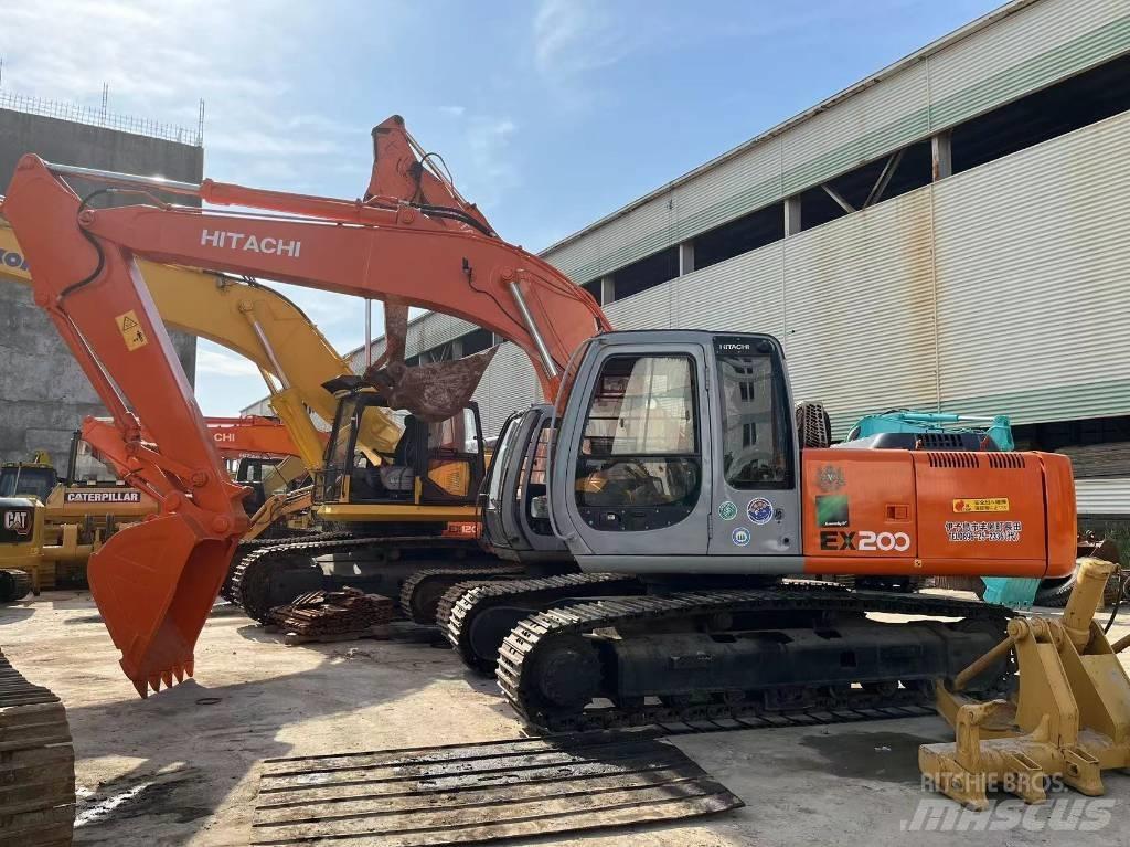 Hitachi EX 200 Lánctalpas kotrók