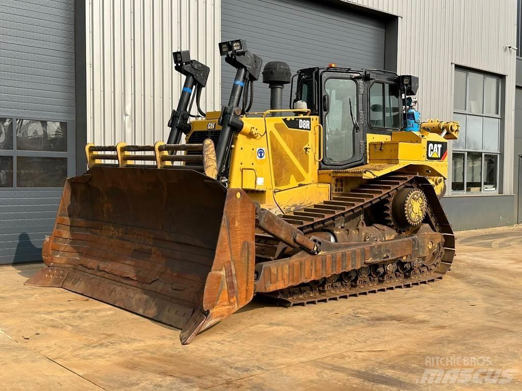 CAT D8R lánctalpas dózerek