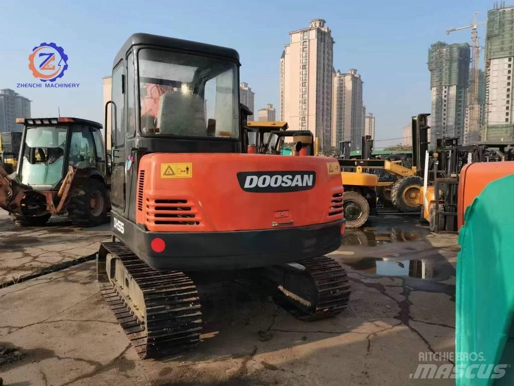 Doosan DH 55 Mini kotrók < 7t