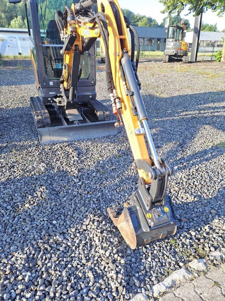 CASE CX 20 D Mini kotrók < 7t