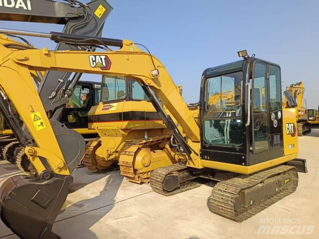 CAT 305.5 Mini kotrók < 7t