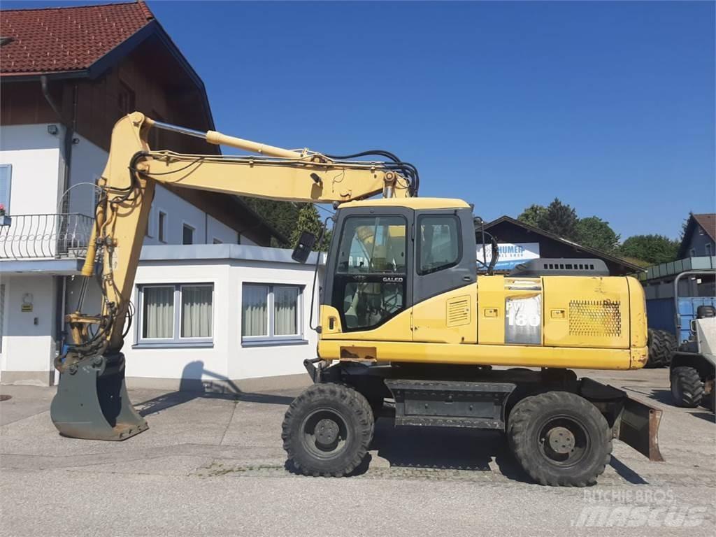 Komatsu PW180-7 Gumikerekes kotrók