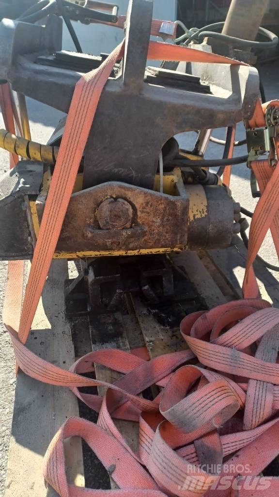 Engcon 30205 Forgatók-Építőipar