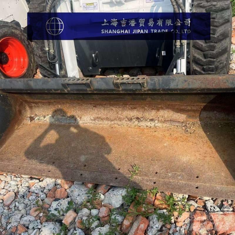 Bobcat S 590 Kompaktrakodók