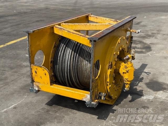 Bauer USED WINCH Fúró berendezés, tartozékok és alkatrészek