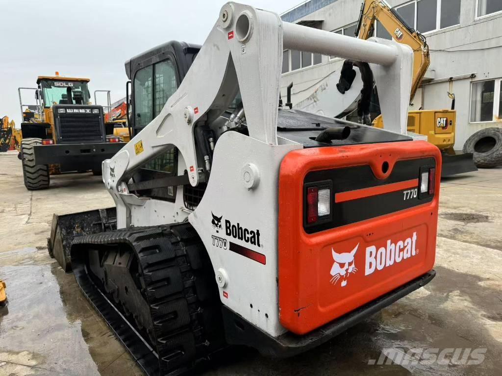 Bobcat T770 Lánctalpas homlokrakodók