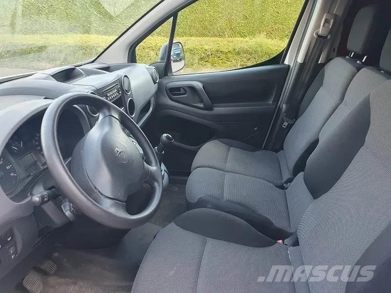 Peugeot Partner Dobozos