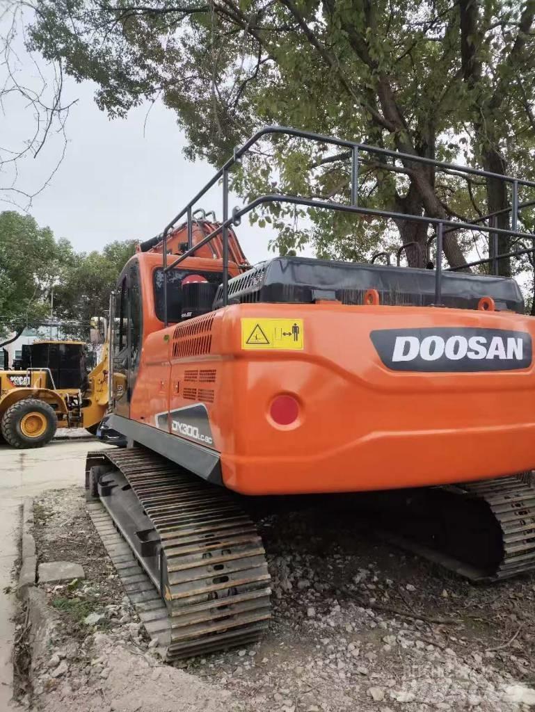 Doosan DX300LC-9c Lánctalpas kotrók