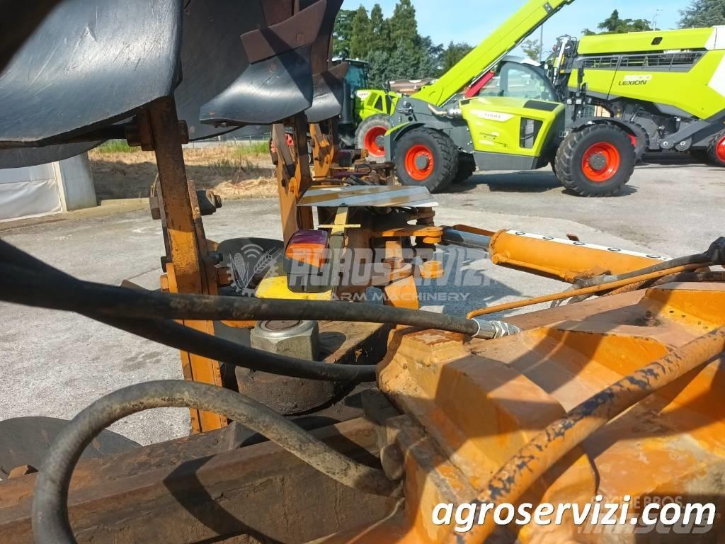  MORO ARATRI 20 APVFS Talajlazító ekék