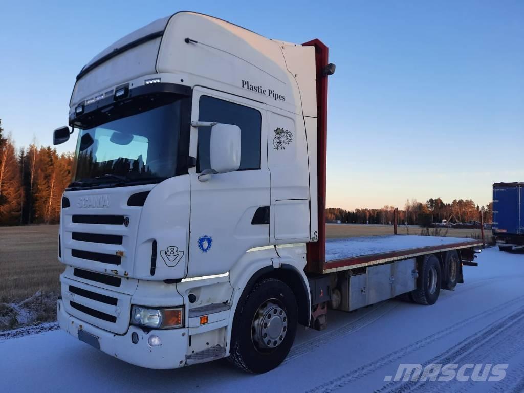 Scania R 560 Platós / Ponyvás teherautók