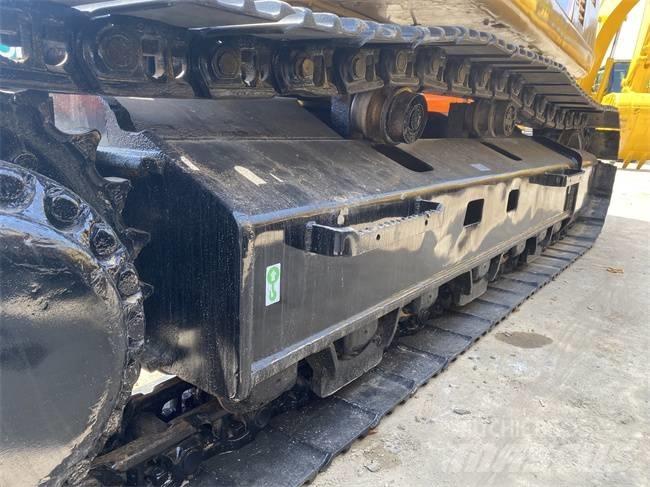 CAT 330 D Lánctalpas kotrók