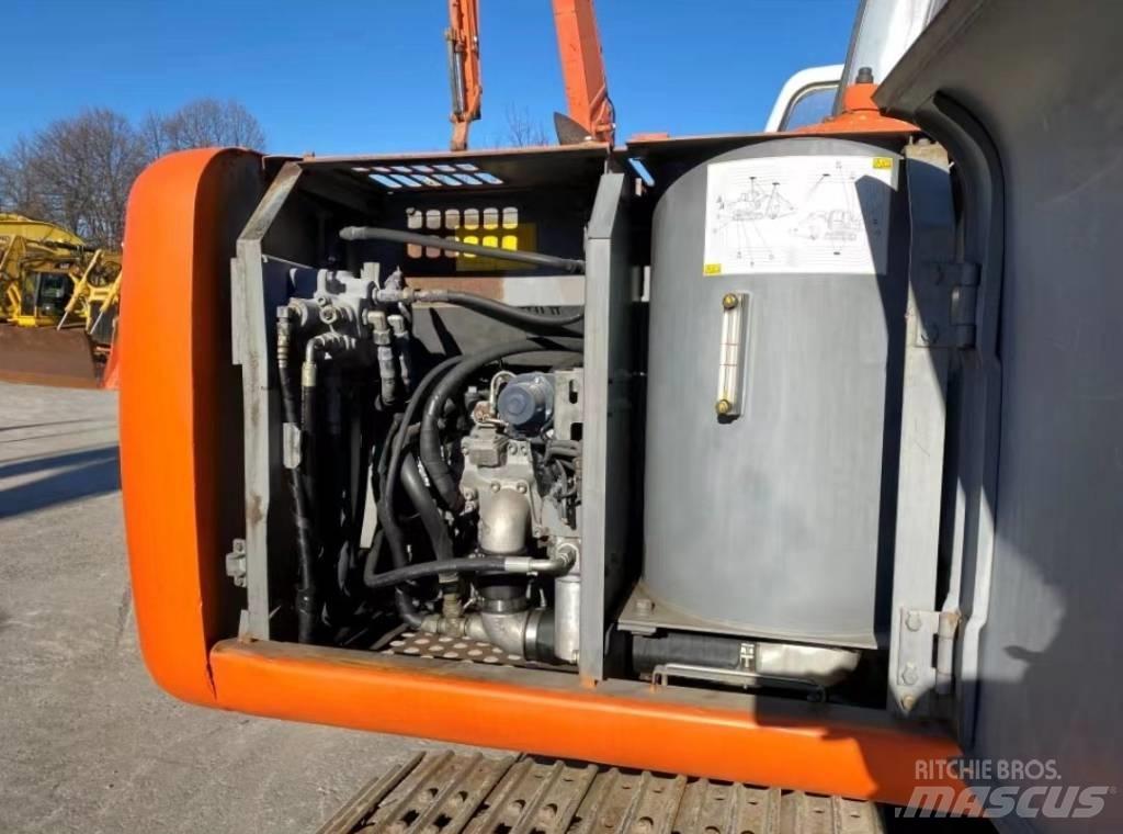 Hitachi EX 100 Lánctalpas kotrók