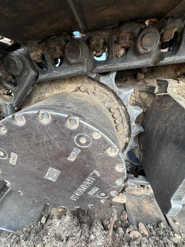 Hyundai HX 260 L Lánctalpas kotrók