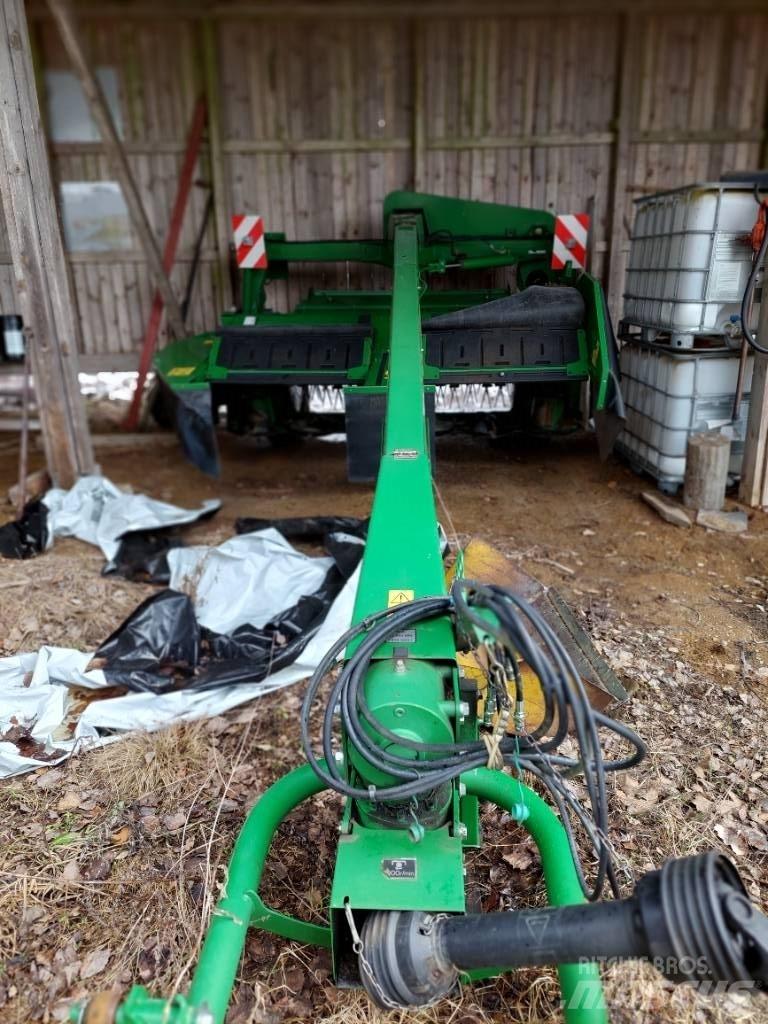 John Deere 730 Öntöző Kaszák