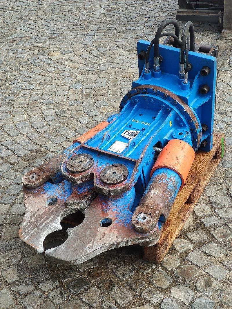  EMB CC700 Vágószerkezetek