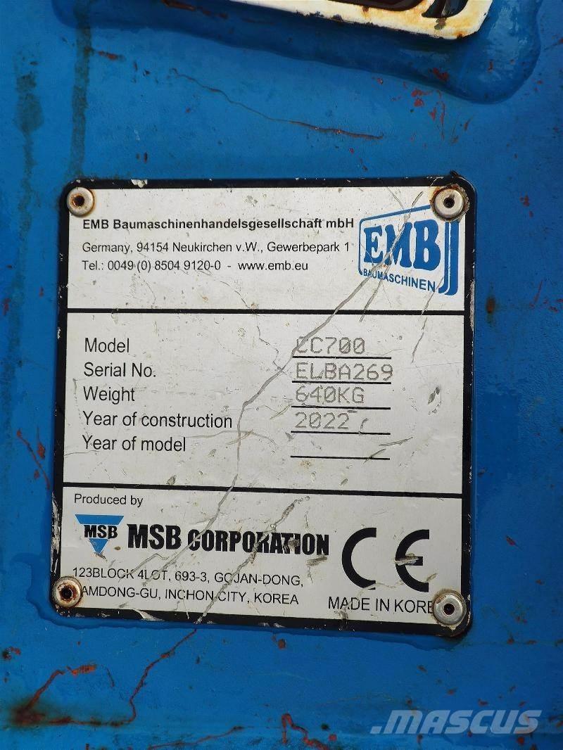  EMB CC700 Vágószerkezetek