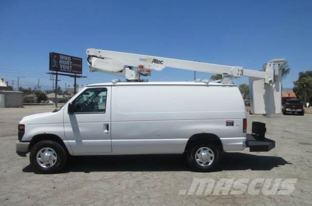 Ford E350 Műszaki mentők