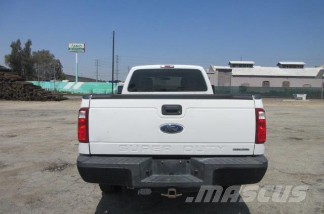 Ford F350 Műszaki mentők