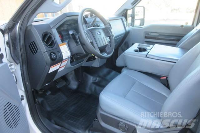 Ford F450 Műszaki mentők