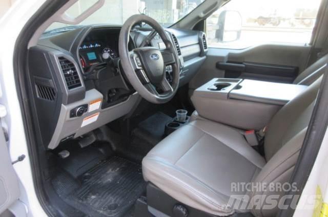 Ford F450 Műszaki mentők