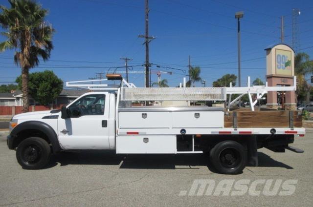 Ford F550 Műszaki mentők