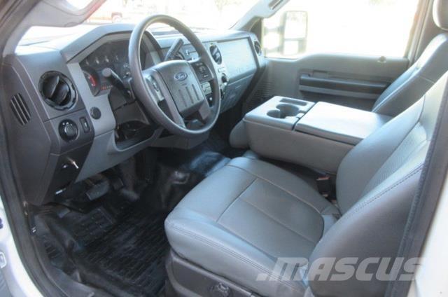 Ford F550 Műszaki mentők