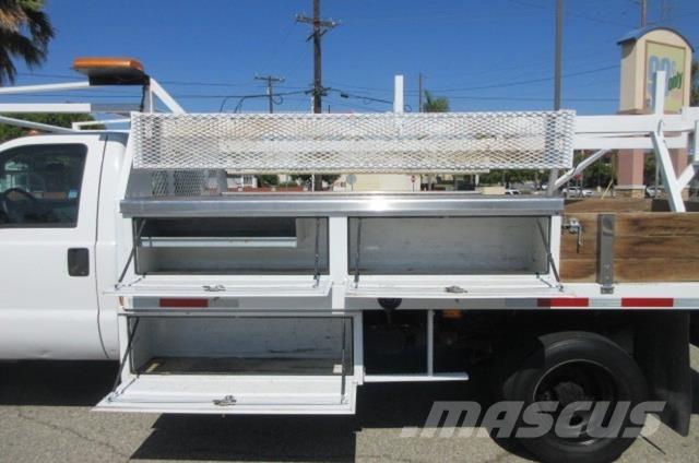 Ford F550 Műszaki mentők