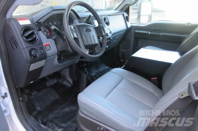 Ford F550 Műszaki mentők