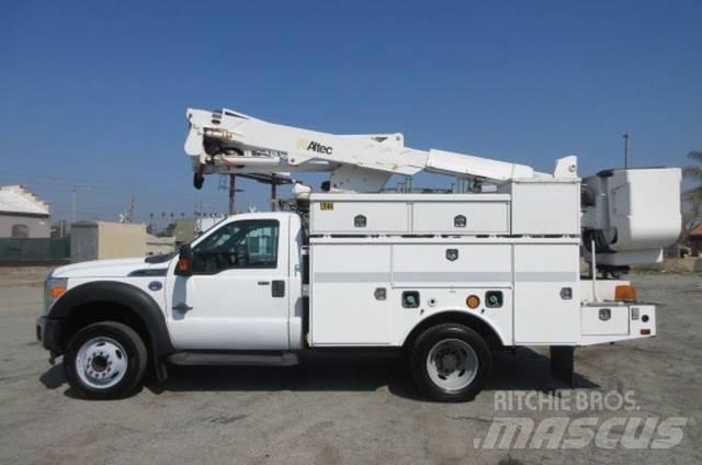 Ford F550 Műszaki mentők