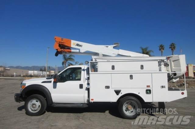 Ford F550 Műszaki mentők