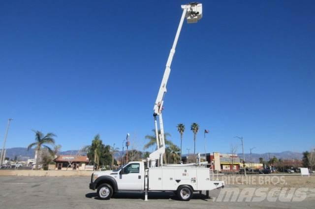 Ford F550 Műszaki mentők