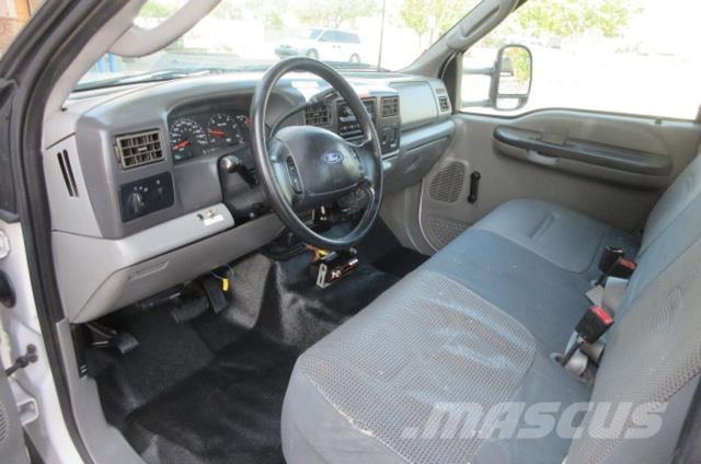 Ford F550 Műszaki mentők