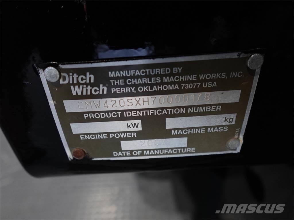 Ditch Witch 420SX Árokásók