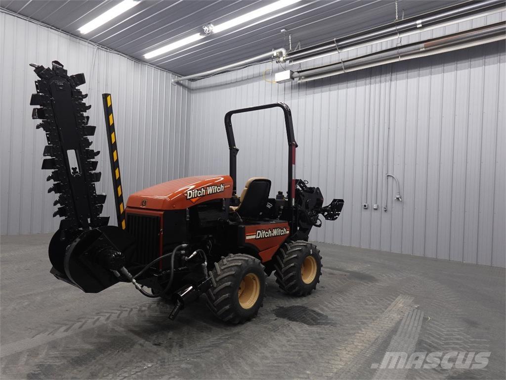 Ditch Witch 420SX Árokásók